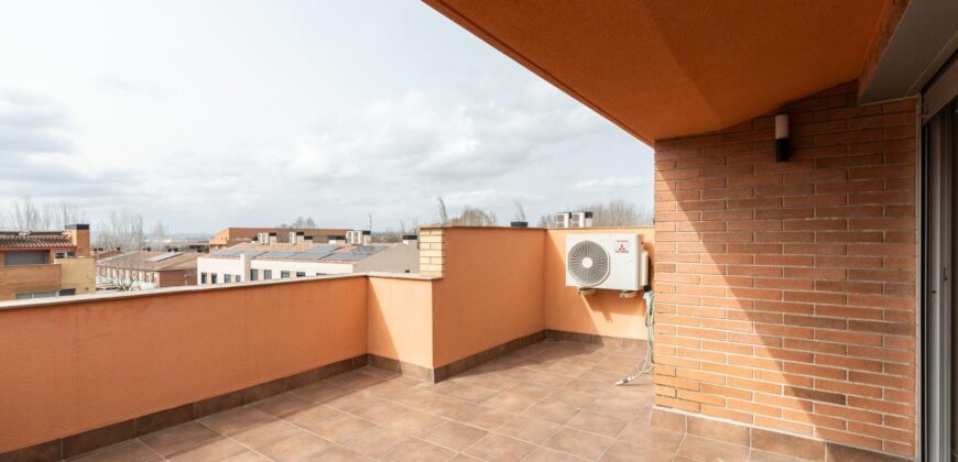 Spain Get your residency! Semi-detached house fully furnished PR-00446