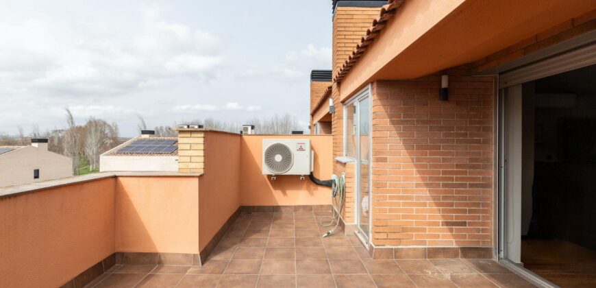 Spain Get your residency! Semi-detached house fully furnished PR-00446