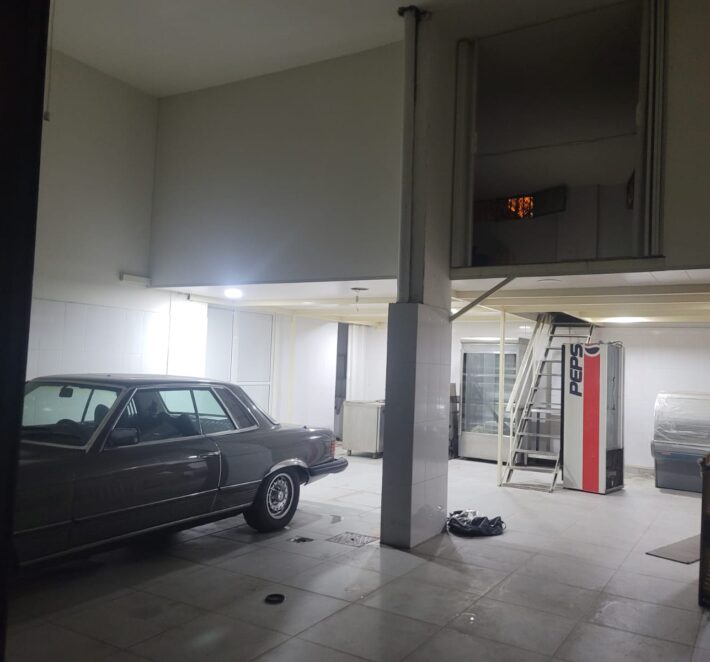 zahle madine el sinayia shop 170 sqm for rent #6893
