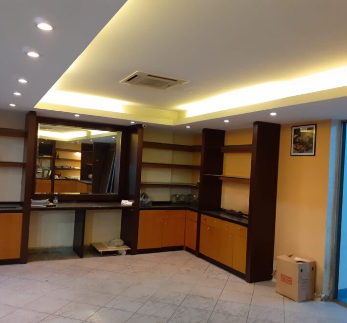 achrafieh shop 140 sqm for sale prime location #6903