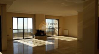 Ballouneh duplex fully decorated open sea and mountain view Ref#215