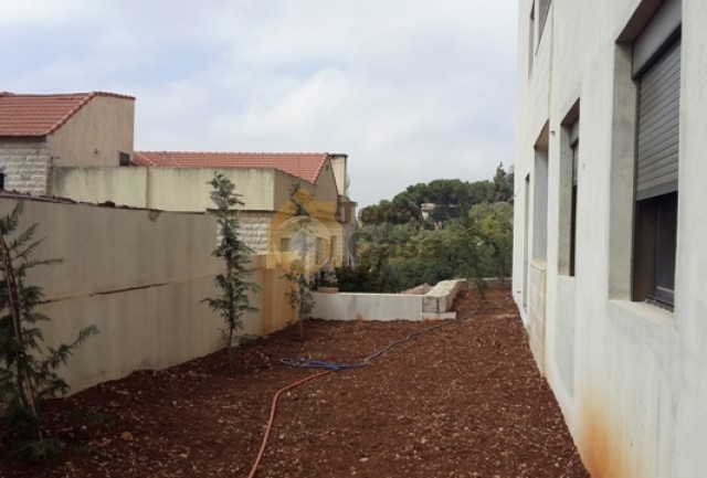 brand new apartment with big garden