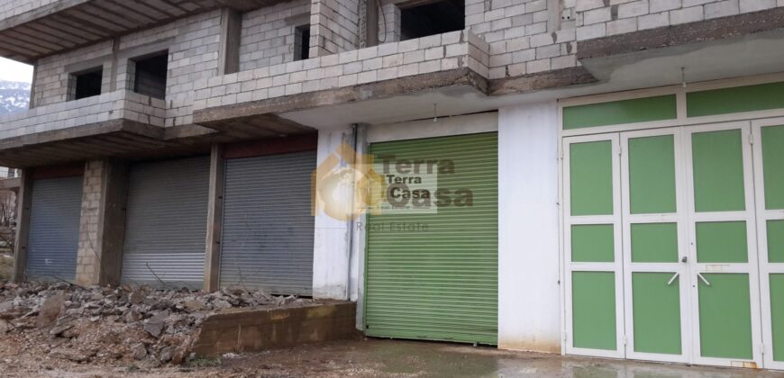 Anna west Bekaa shops for rent in a prime location