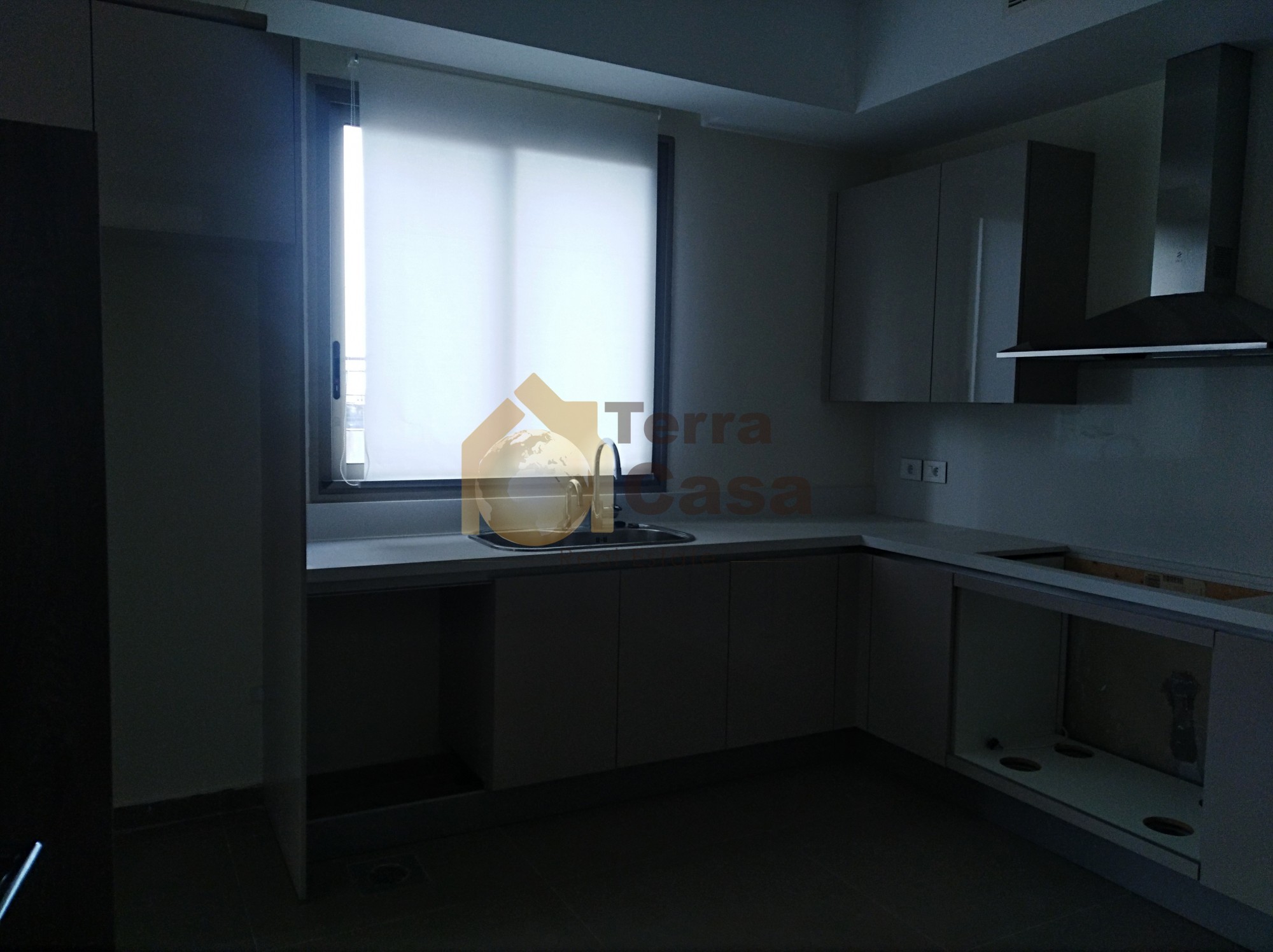 apartment for sale in mar takla  brand new luxurious finishing. Ref# 714