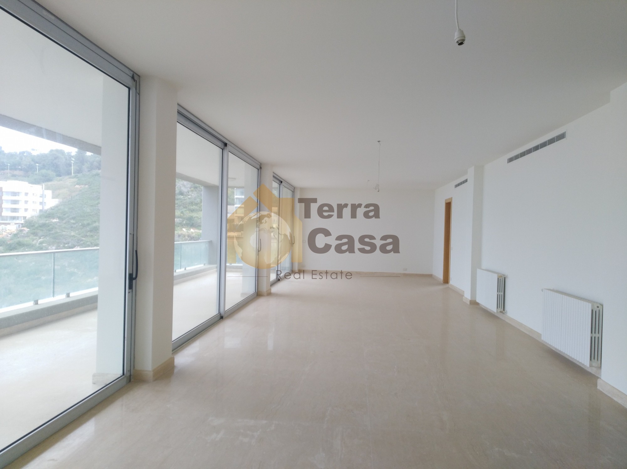 apartment brand new luxurious finishing open view .Ref#806