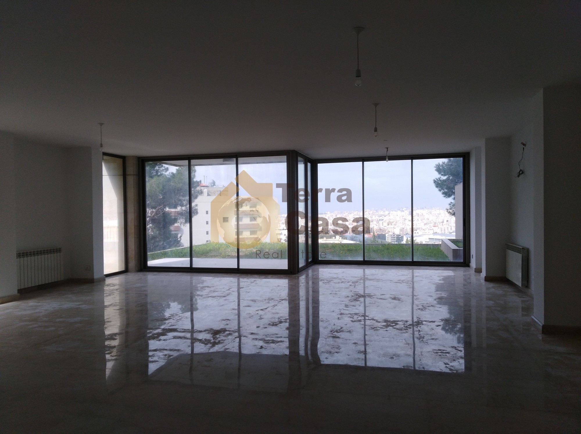 Brand new luxurious apartment for sale in Baabda Brasilia with garden