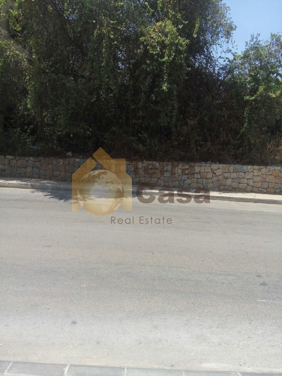 Land for sale in naccache prime location linking three roads.