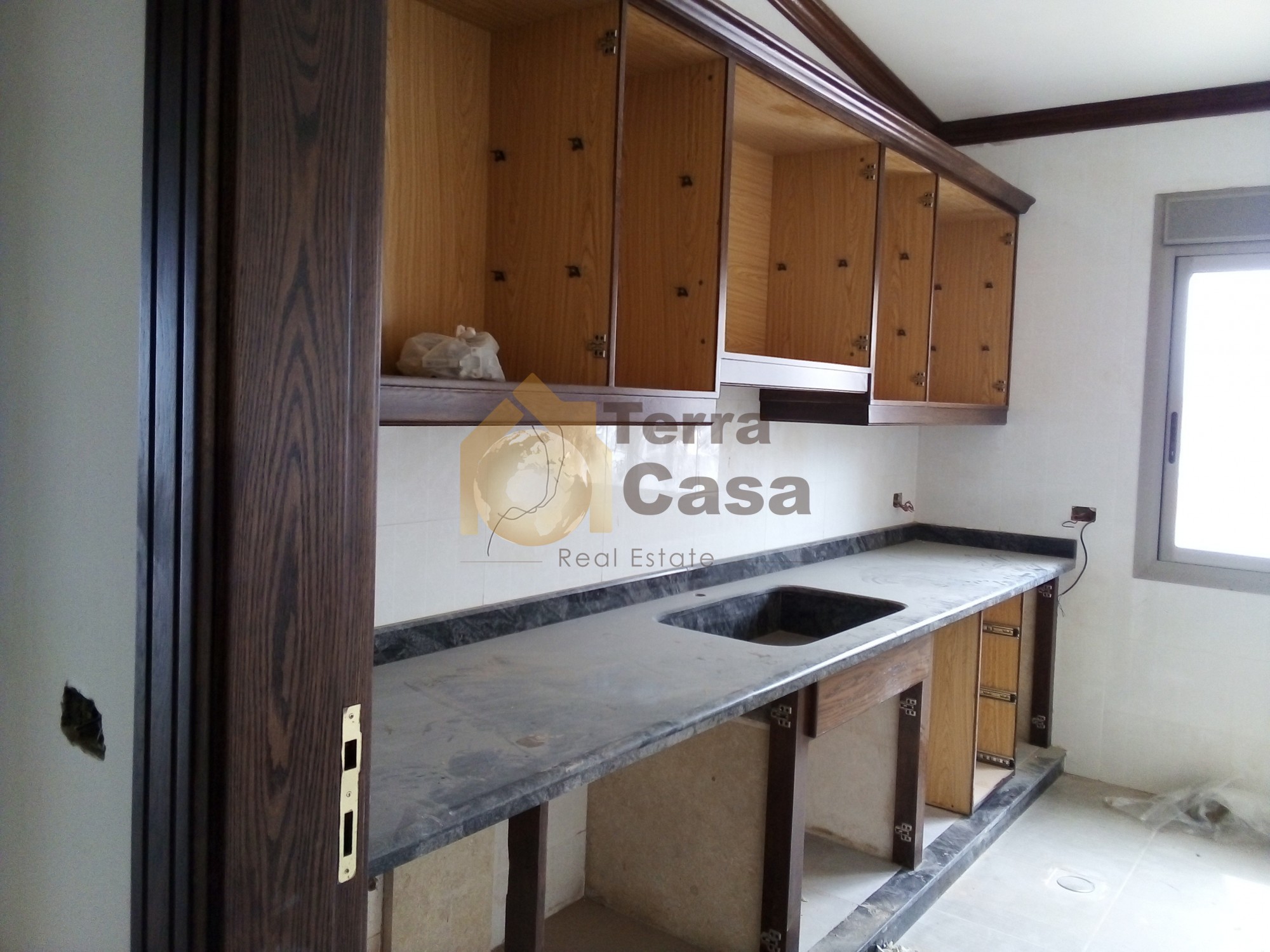 Apartment for rent in zahle with terrace panoramic view Ref#984