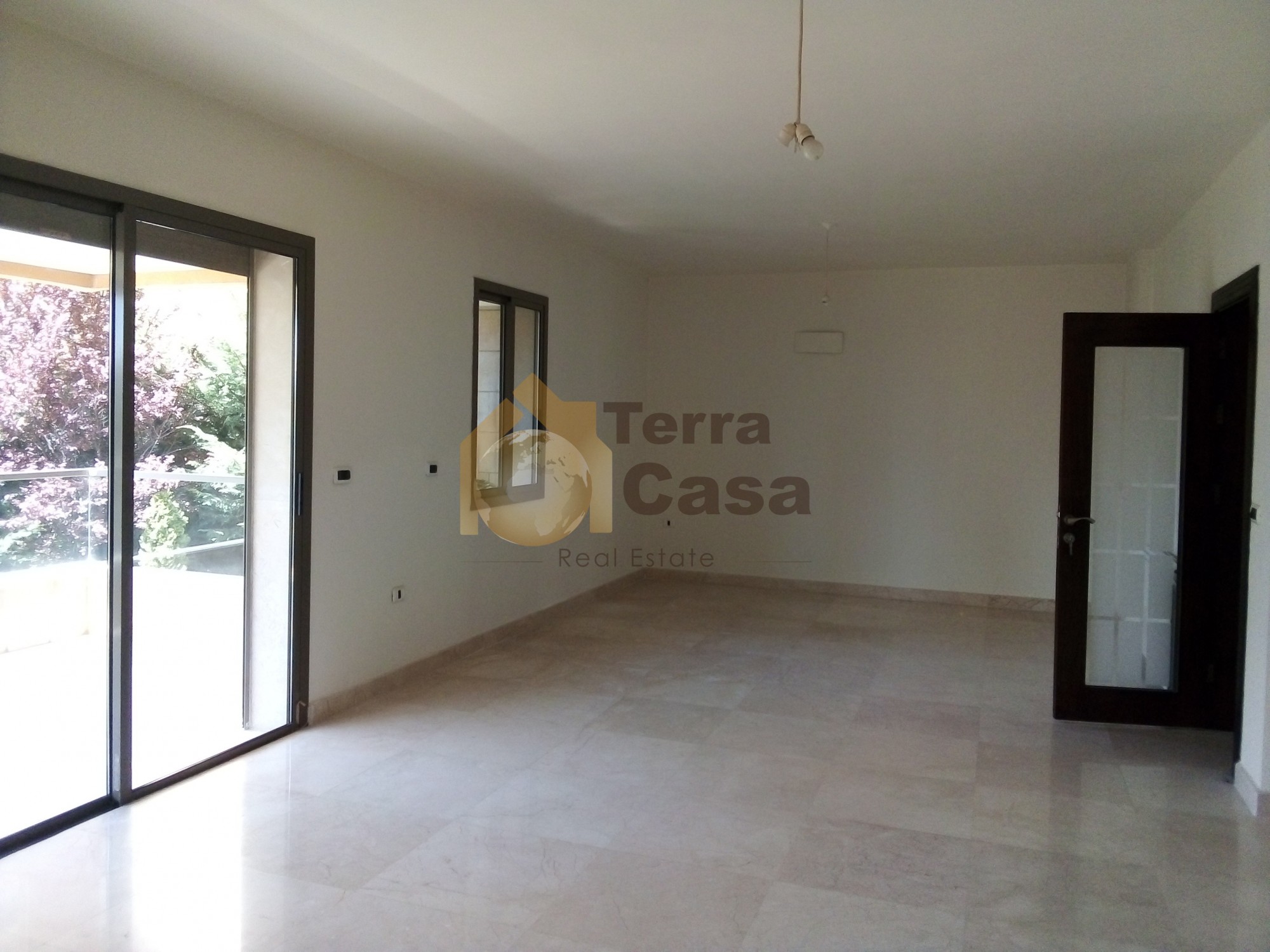 Apartment for sale in chtaura brand new luxurious finishing.