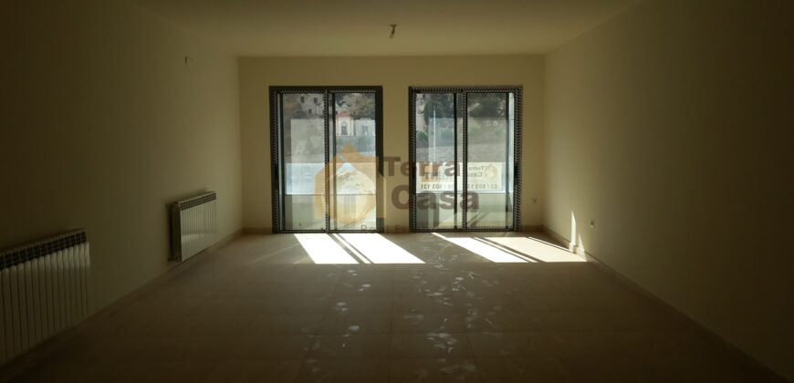 boulevard zahle office prime location cash payment. Ref#317