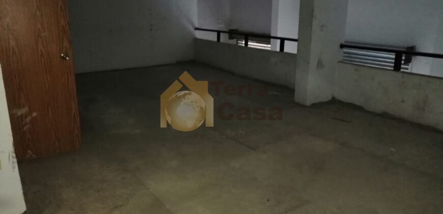 shop 150 sqm for rent in bikfaya.