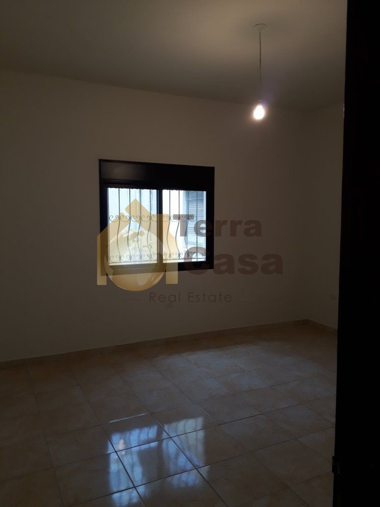 Apartment for rent in zahle maalaka brand new .