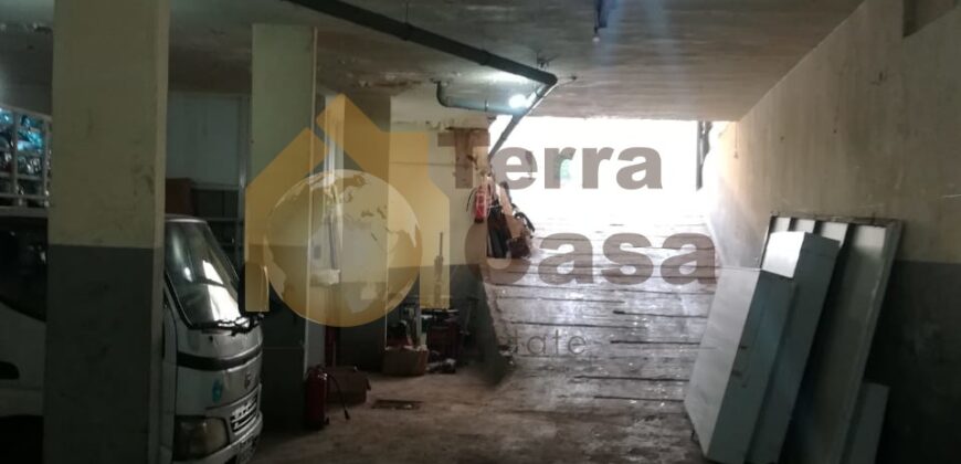 Warehouse for sale in jdeideh with pick up entrance
