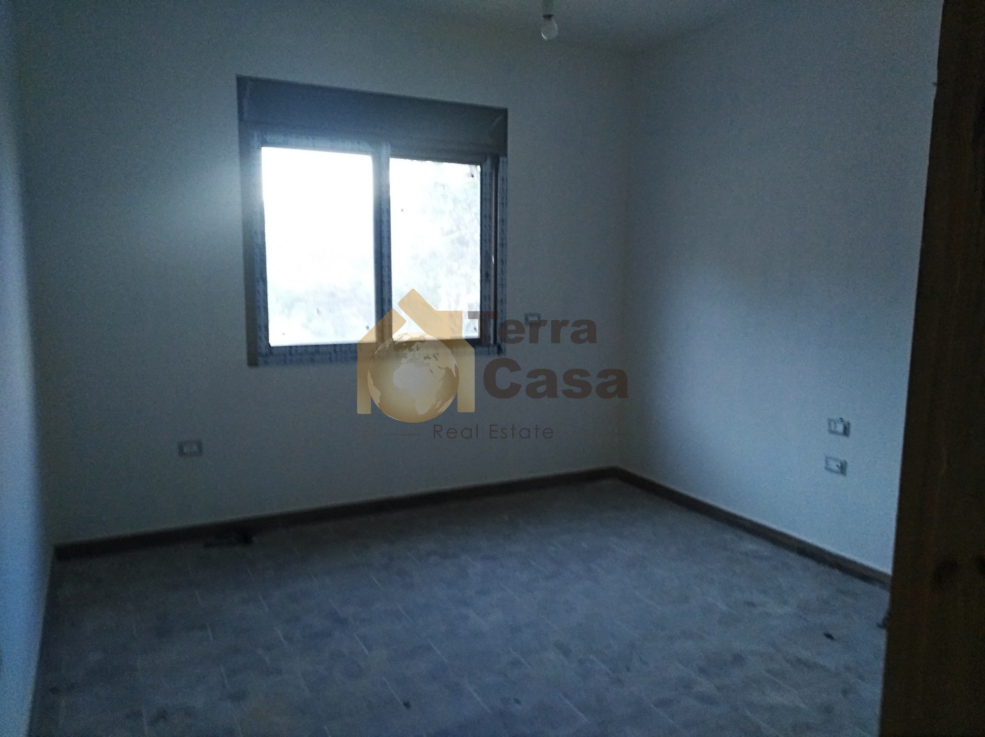 Apartment for sale in zahle brand new with 97 sqm garden .