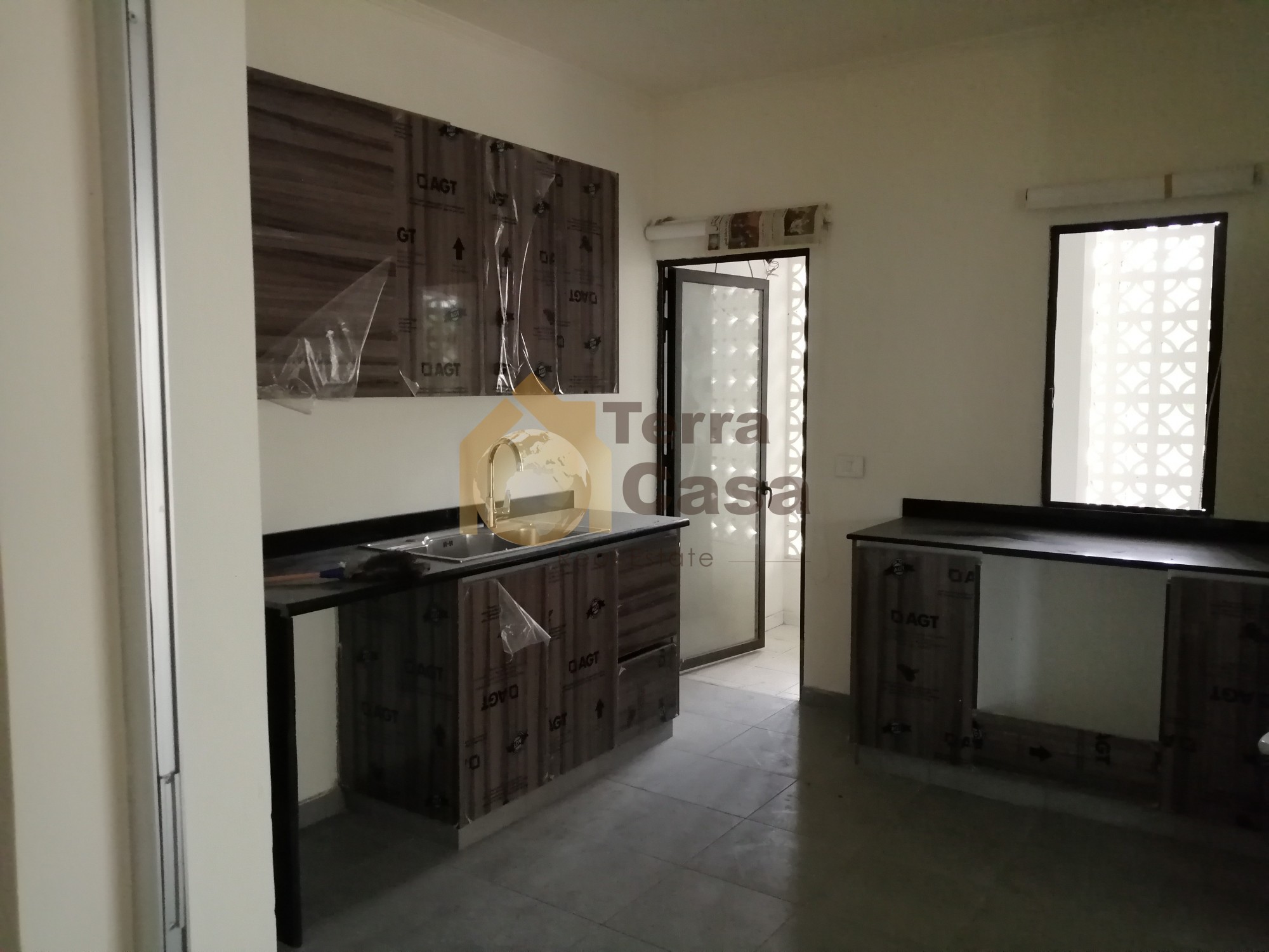 Apartment for sale in zouk mikael fully decorated amazing price.