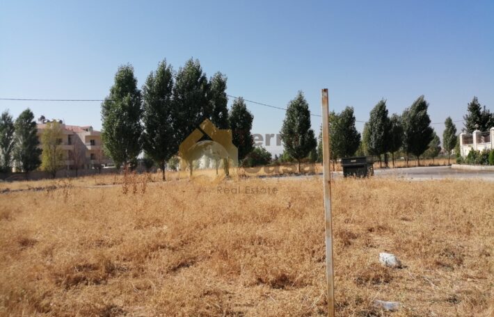 Land for sale in ain barake villa zoning prestigious neighborhood.