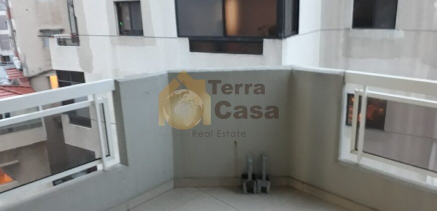 Apartment for rent in sarba fully decorated prime location .