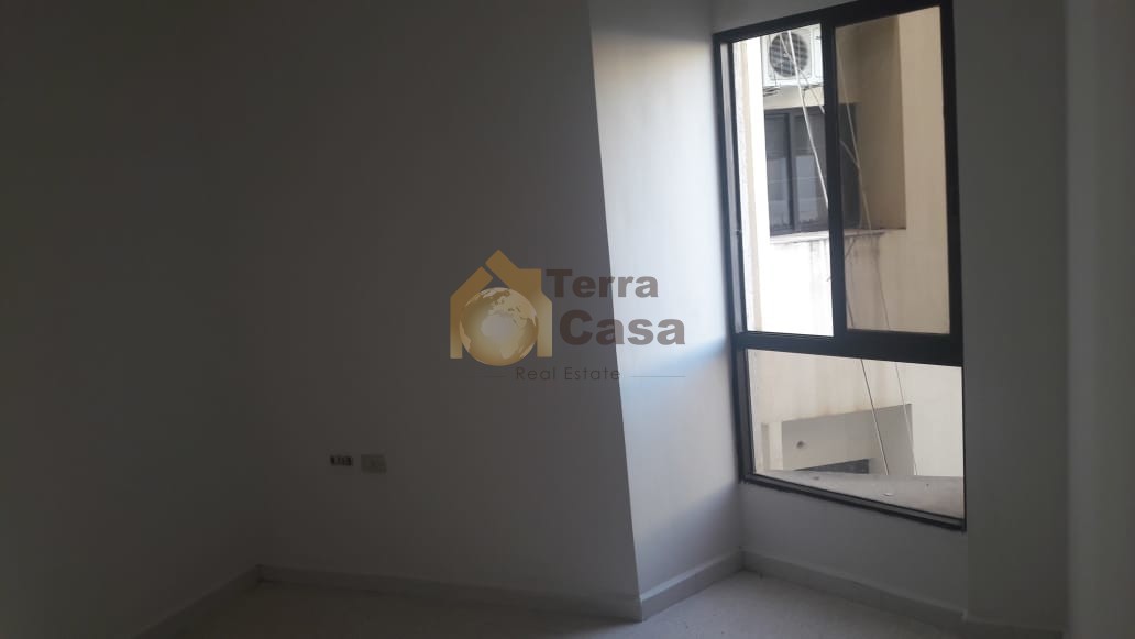 Apartment for rent in dekweneh brand new  with open view