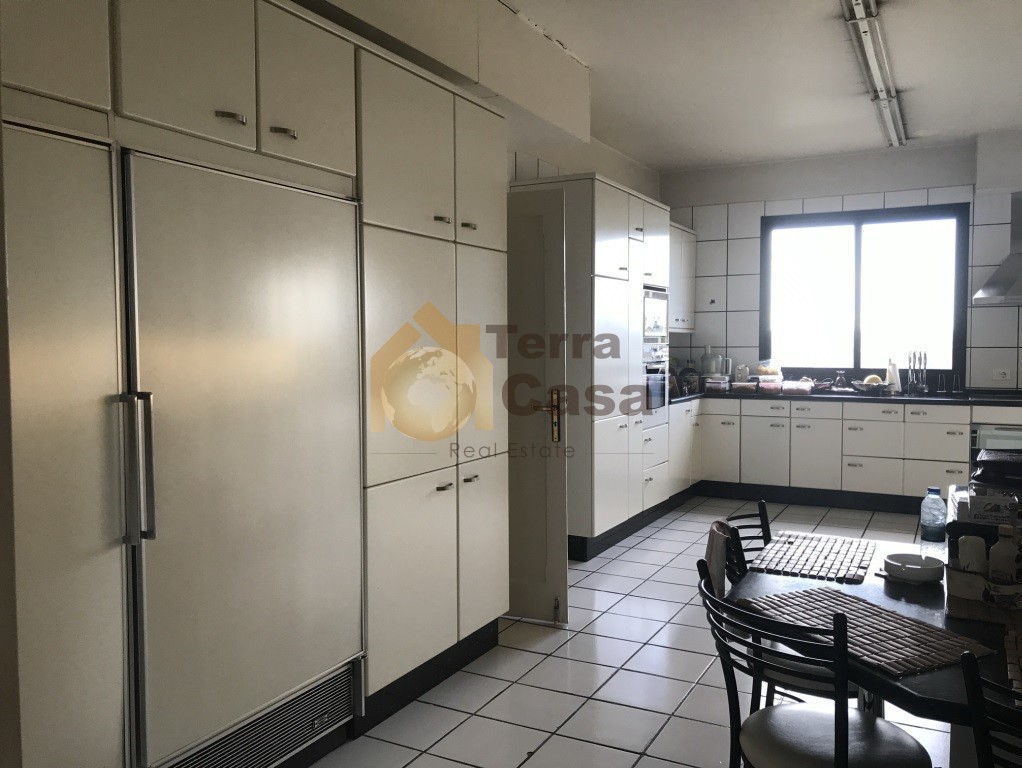Apartment  in hazmieh luxurious with open view .