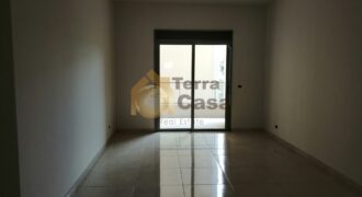 Brand new apartment prime location cash payment. Ref# 1698