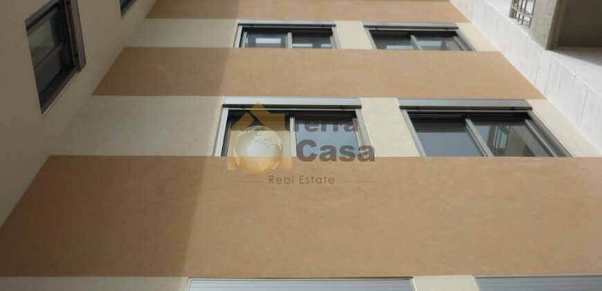 Brand new apartment title deed cash payment. Ref#1775