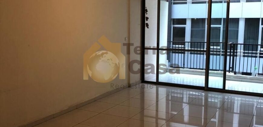 apartment for rent in hamra prime location Ref#1787