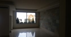 Bayada  luxurious apartment with sea view .
