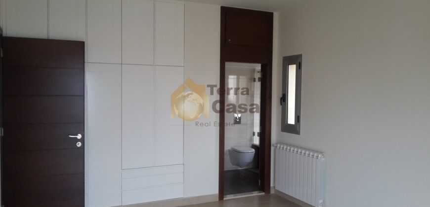 Bayada  luxurious apartment with sea view .