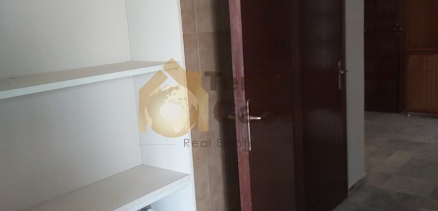 A 190sqm apartmt in Ajaltoun for 175000$ bankers check accepted