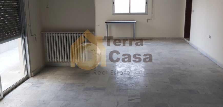 A 190sqm apartmt in Ajaltoun for 175000$ bankers check accepted