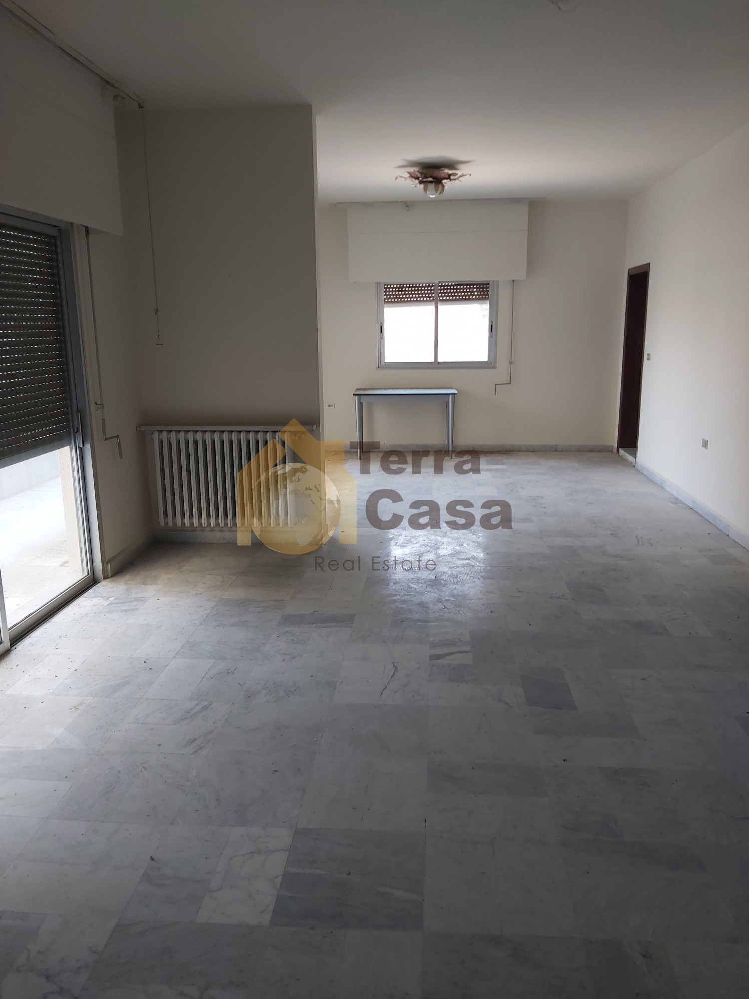 A 190sqm apartmt in Ajaltoun for 175000$ bankers check accepted