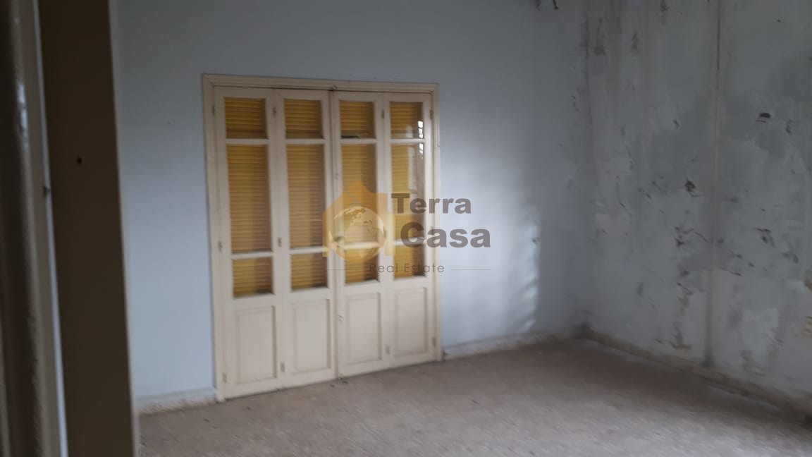 Khelleh Old house with olive garden for sale
