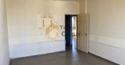 Office for sale in Hazmieh cash payment.