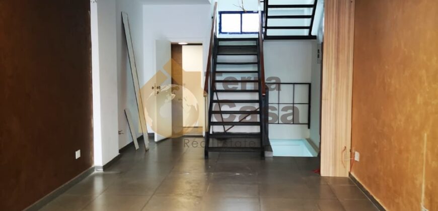 sad el baouchrieh shop 150 sqm for rent three floors Ref#1996