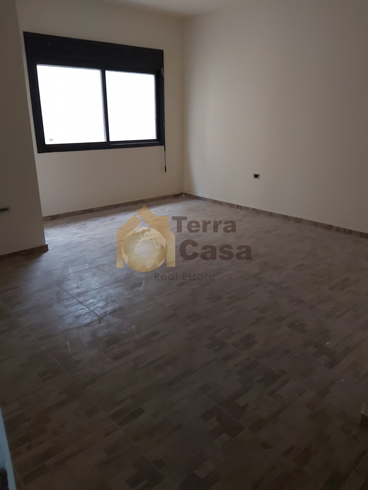 Brand new Duplex with 20 sqm terrace cash payment.