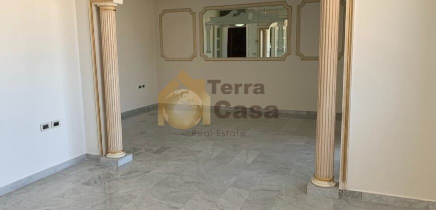 Zarif prime location apartment for rent cash payment .