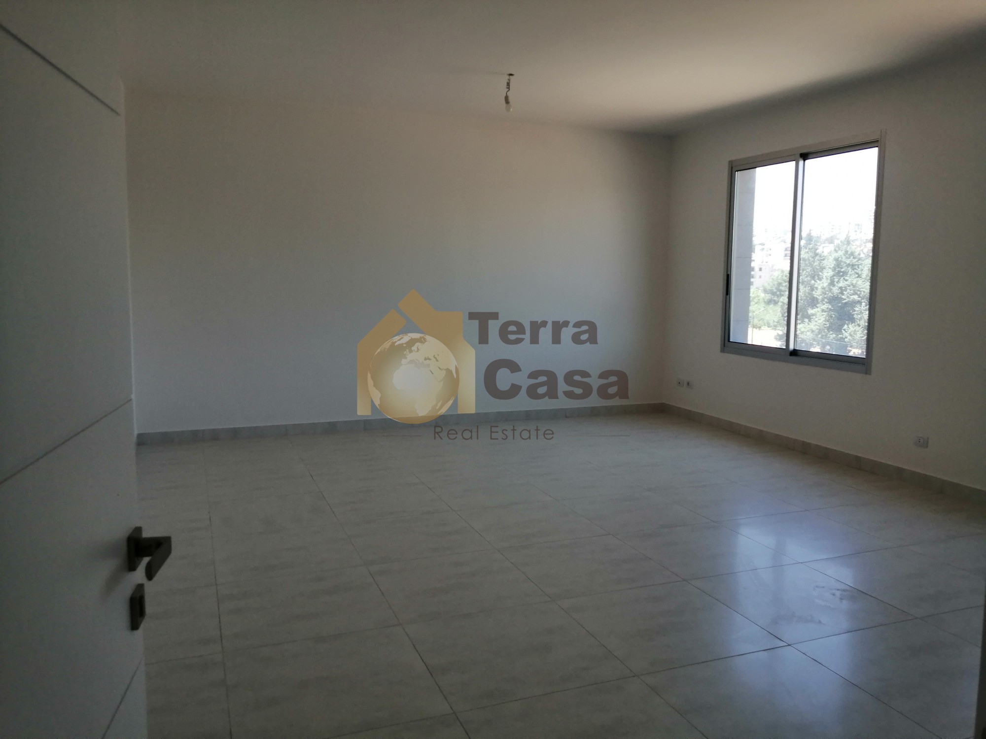 office for rent in zahle prime location .Ref# 2021