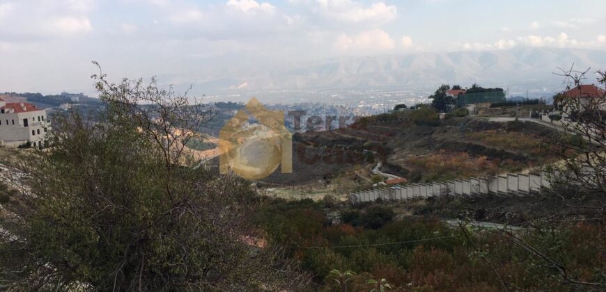 Zahle land prime location open view. Ref# 2101