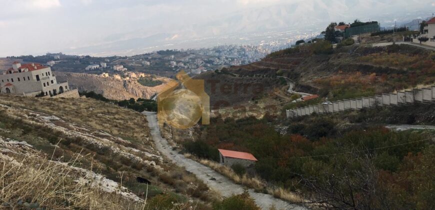 Zahle land prime location open view. Ref# 2101