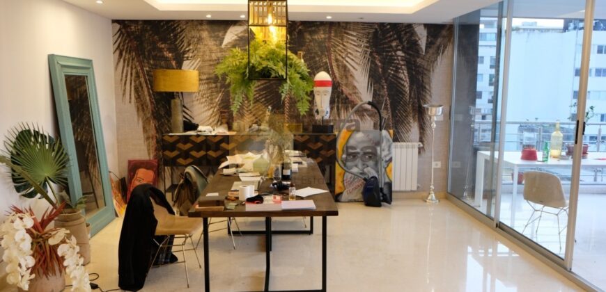 Achrafieh fully decorated apartment cash payment.