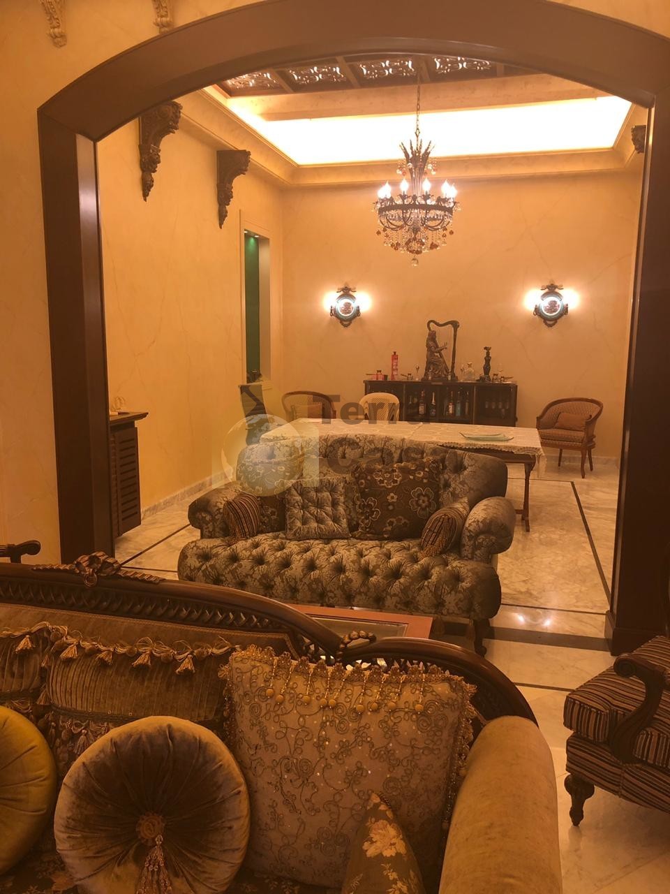 zahle Luxurious fully renovated apartment cash payment. Ref# 2244
