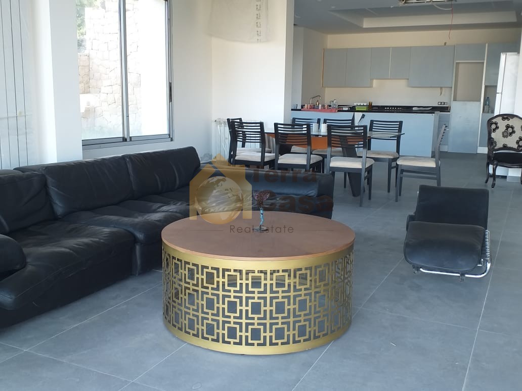 Luxurious furnished apartment Baabdat cash payment. Ref# 2245