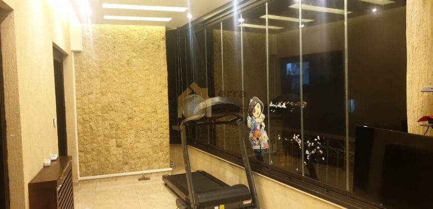 Fully decorated apartment cash payment. Ref# 2273