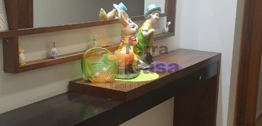Fully decorated apartment cash payment. Ref# 2273