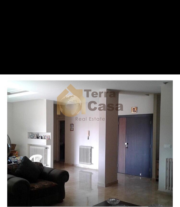 Fully decorated apartment cash payment. Ref# 2281