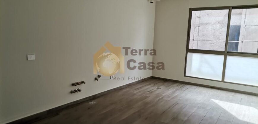 Brand new apartment terrace garden 100 sqm  cash payment.