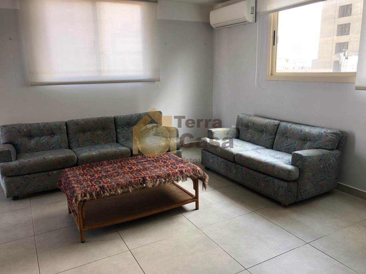 Sassine fully furnished apartment terrace 120 sqm cash payment.