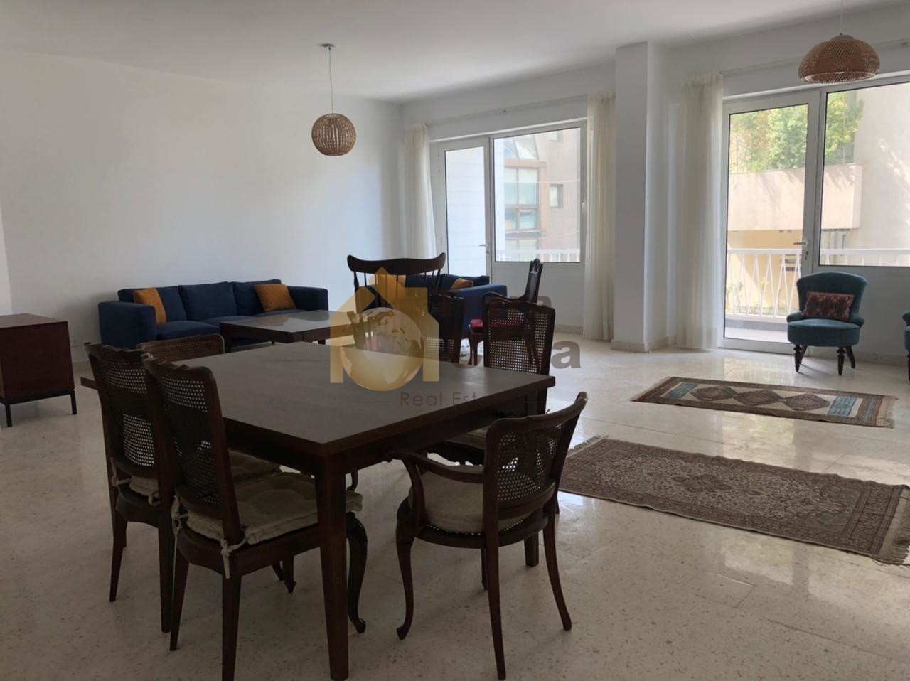 Fully furnished apartment cash payment.Ref# 2465