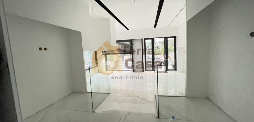 Charles Malek 100 sqm for rent for 2500$/M