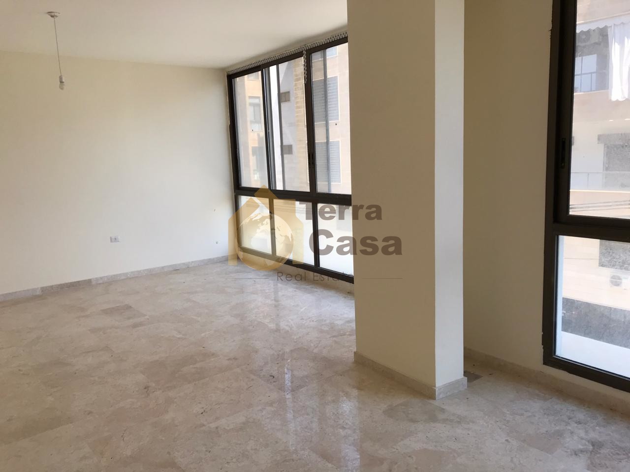 Brand new apartment cash payment. Ref# 2523